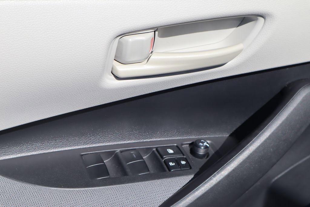 Certified 2023 Toyota Corolla LE image 22