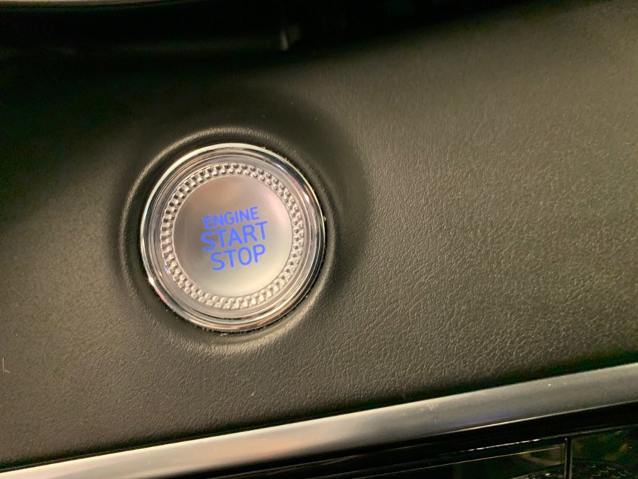 Used 2023 Genesis GV70 3.5T Sport w/ Sport Prestige Package image 25