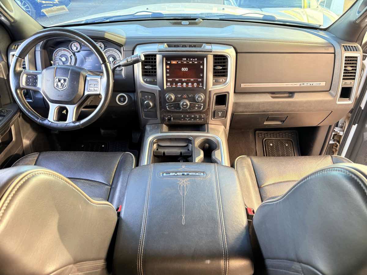 Used 2016 RAM 2500 Limited AWD/4WD image 29