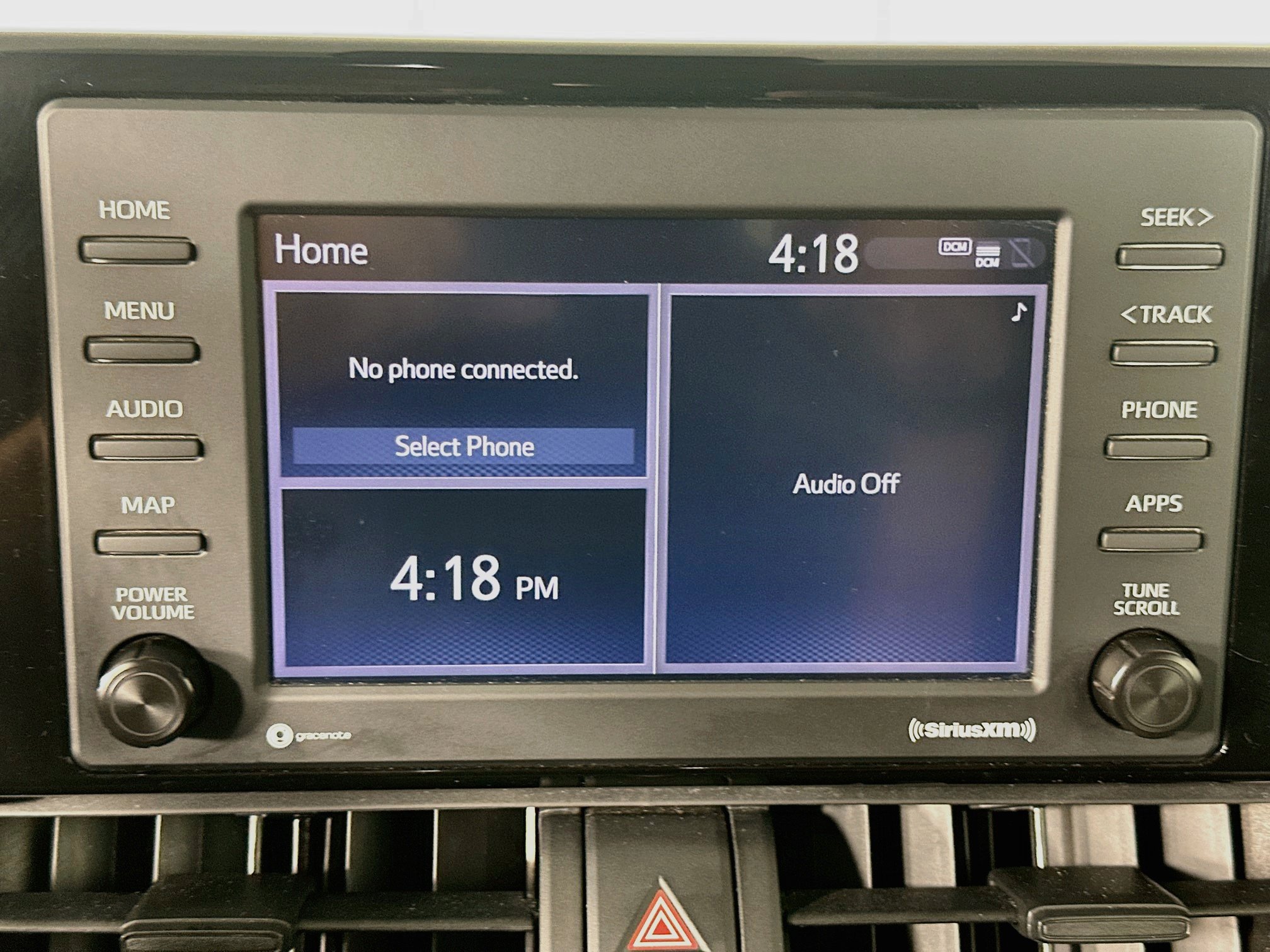 Used 2022 Toyota RAV4 LE FWD image 19
