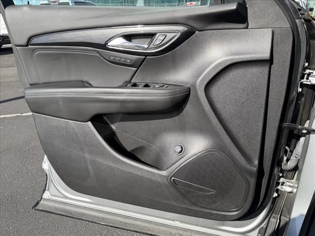 Certified 2023 Buick Envision Essence w/ Sport Touring Package FWD image 15