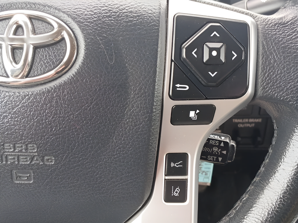 Used 2018 Toyota Tundra Limited w/ Limited Premium Package AWD/4WD image 22