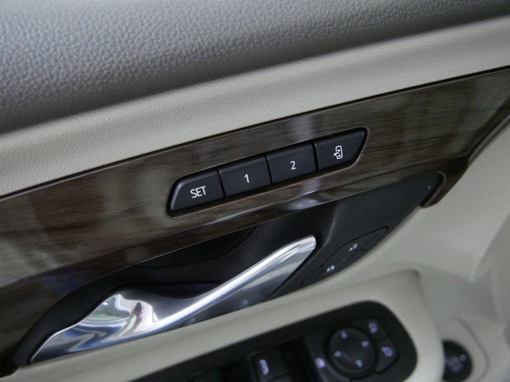 Used 2020 GMC Terrain Denali w/ Denali Premium Package image 14