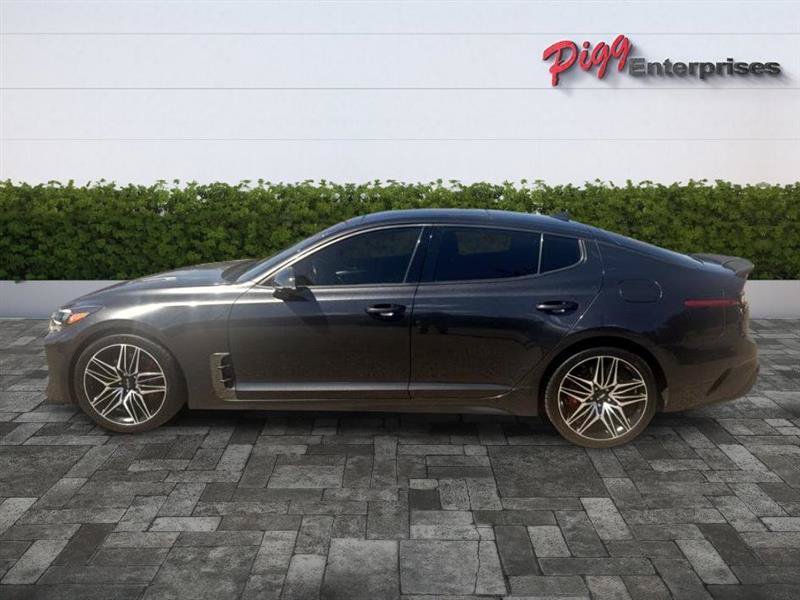 Used 2022 Kia Stinger GT1 RWD image 2