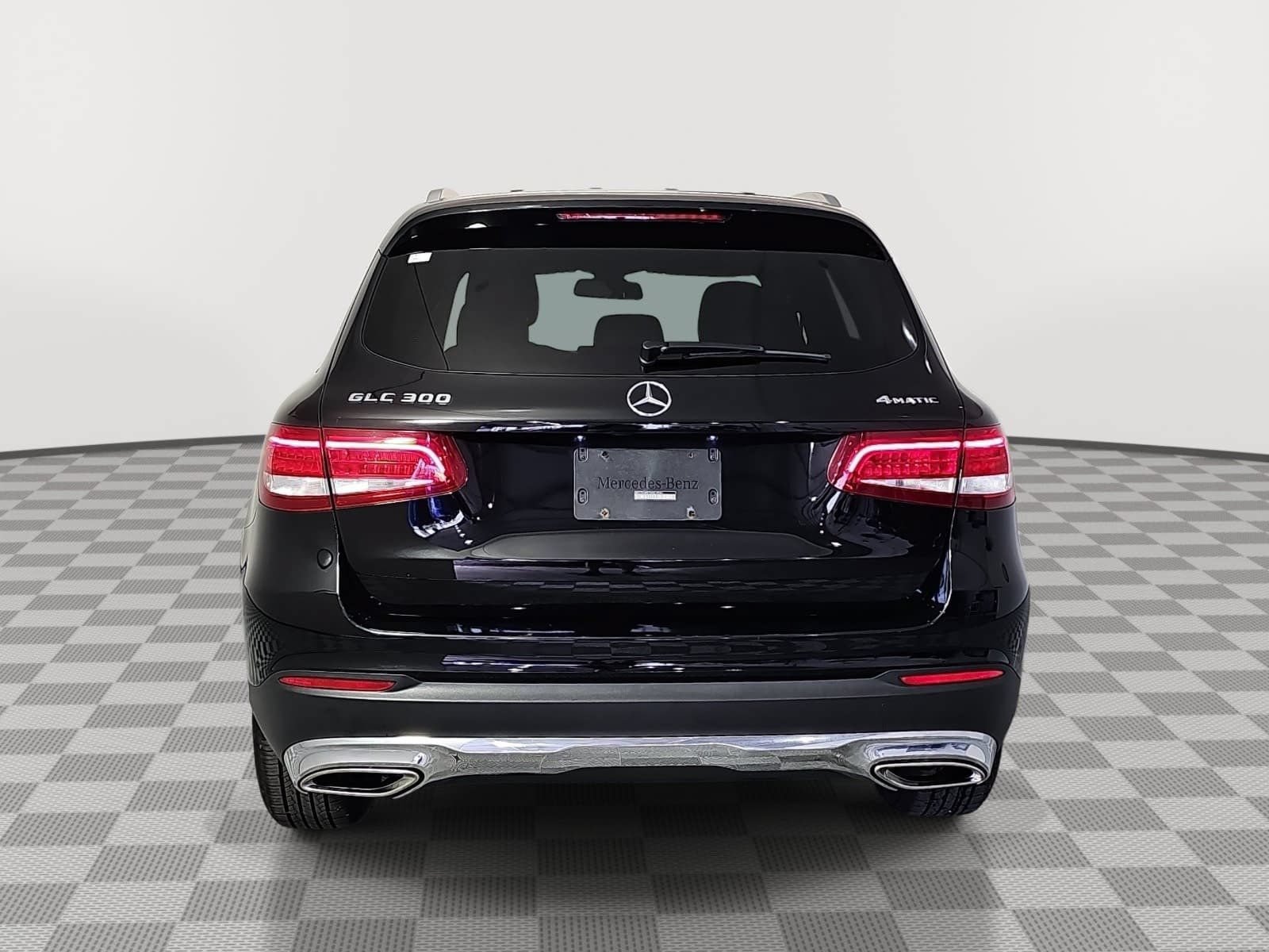 Used 2017 Mercedes-Benz GLC 300 4MATIC image 7