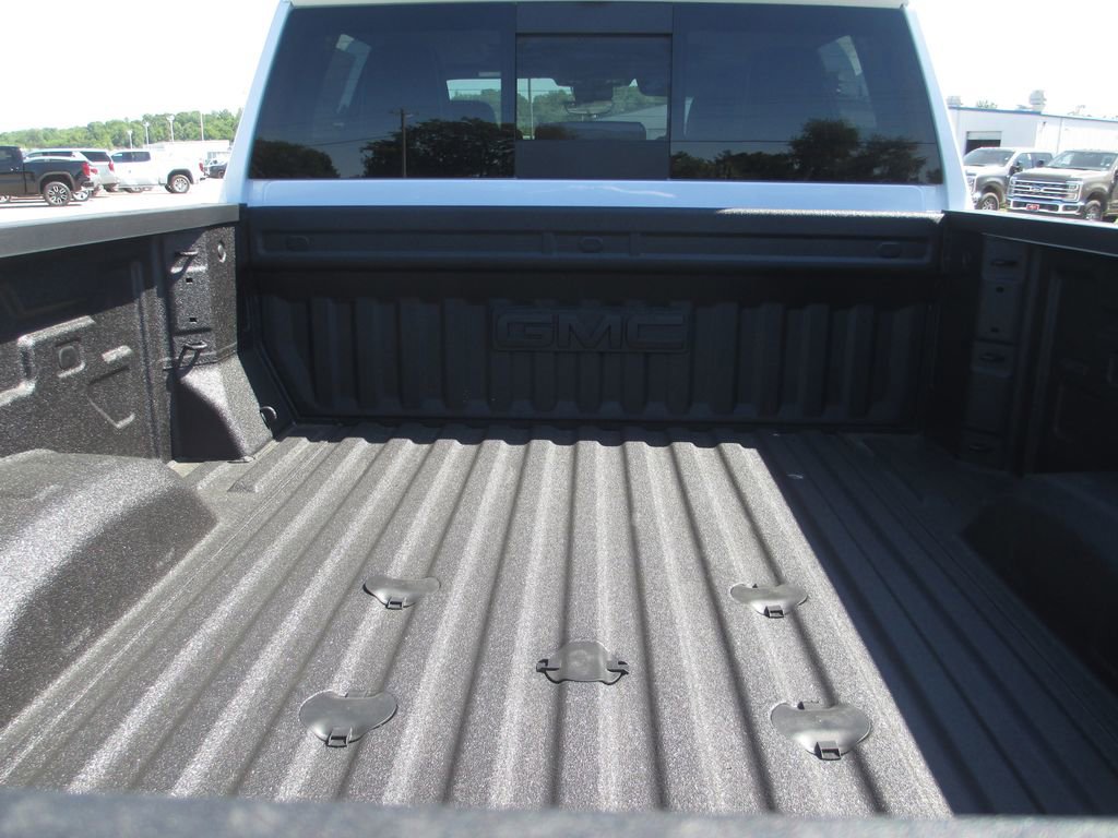 New 2026 GMC Sierra 3500 Denali Ultimate AWD/4WD image 7