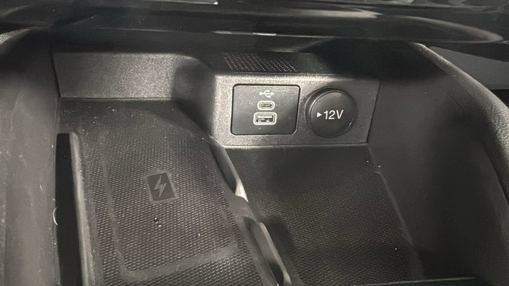 Used 2024 Ford Escape ST-Line Elite w/ Premium Technology Package image 28