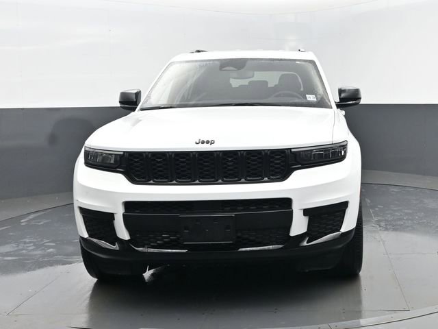 Used 2023 Jeep Grand Cherokee L Laredo image 24