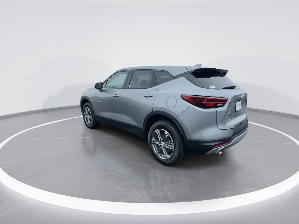 Used 2024 Chevrolet Blazer LT w/ Driver Confidence Package image 6