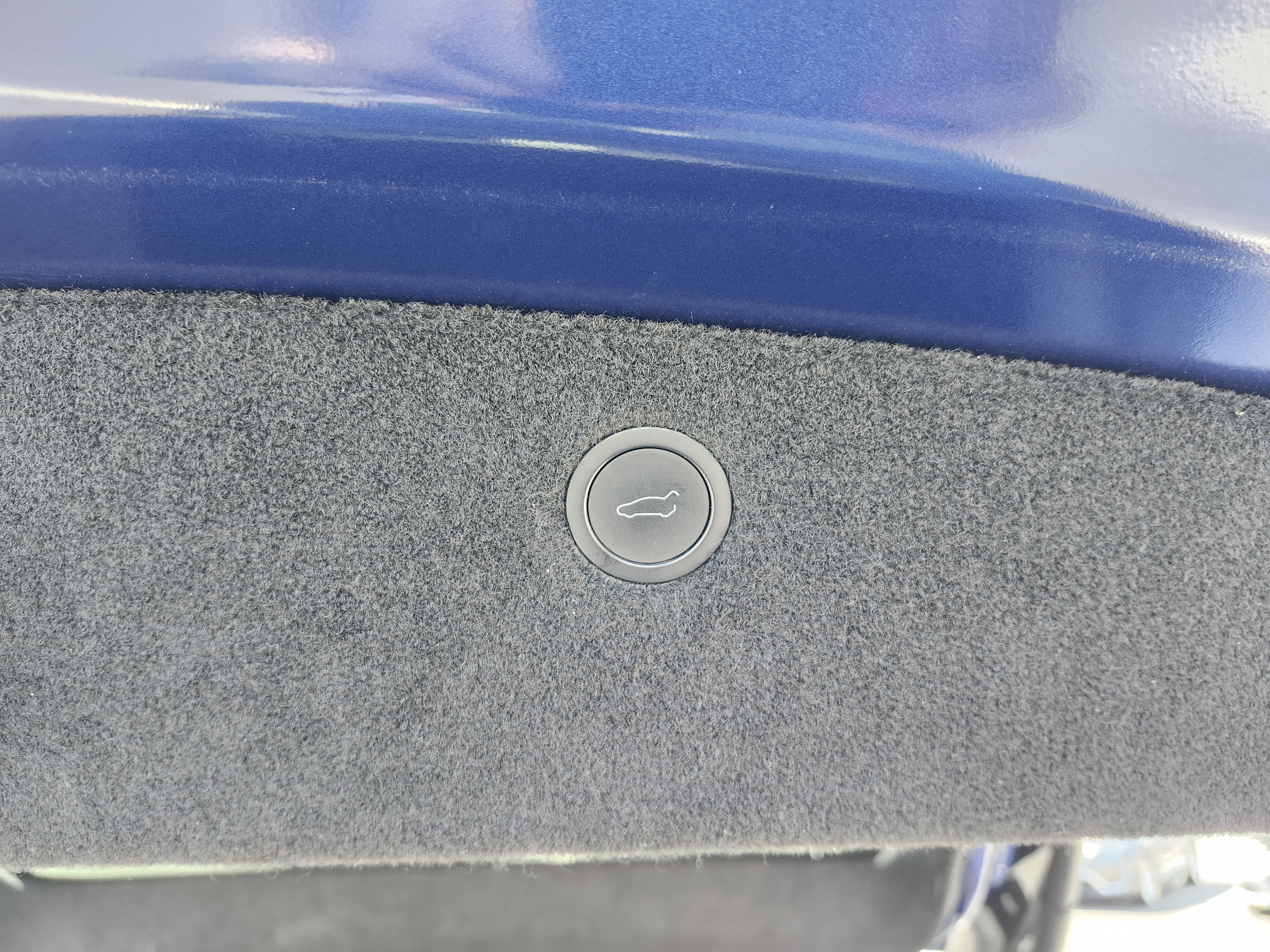 Used 2023 Tesla Model X image 24