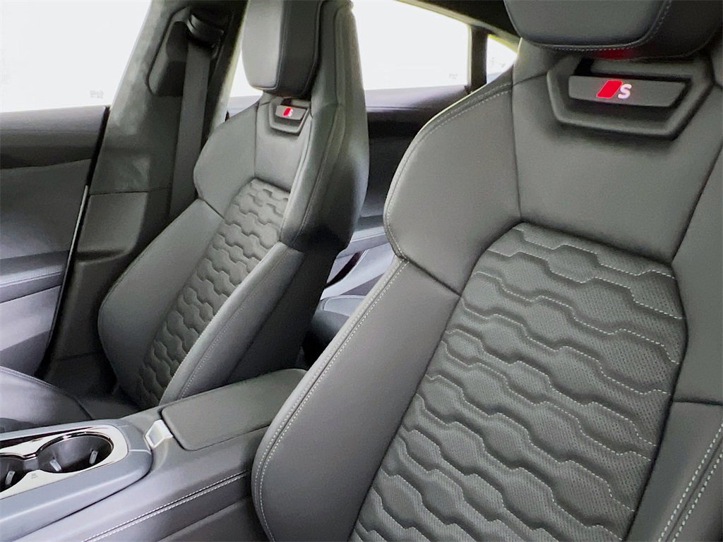New 2026 Audi S e-tron GT Prestige image 21