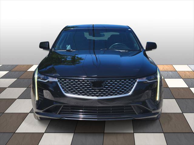 Used 2020 Cadillac CT4 Luxury RWD image 2