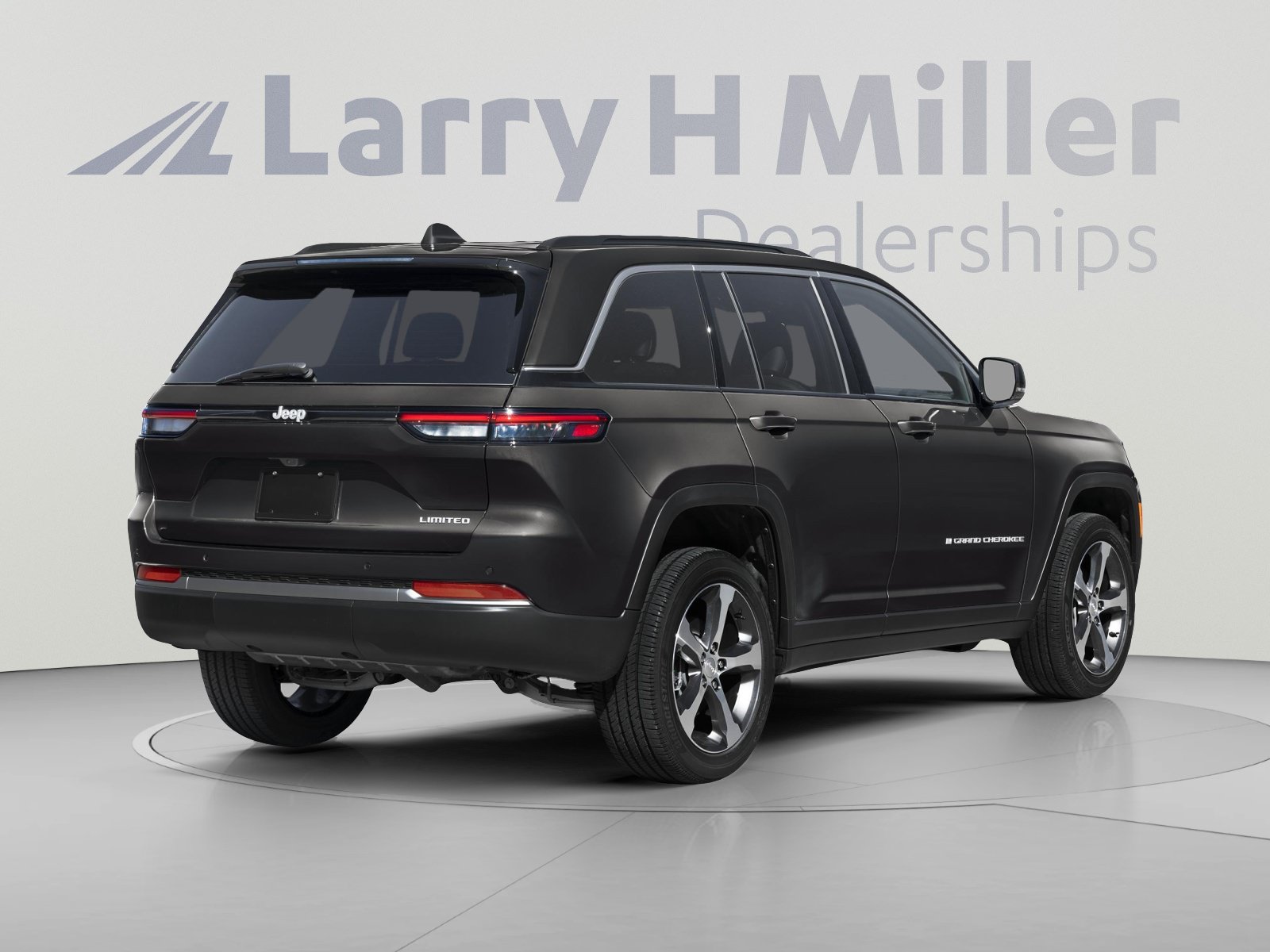 New 2026 Jeep Grand Cherokee Limited AWD/4WD image 2