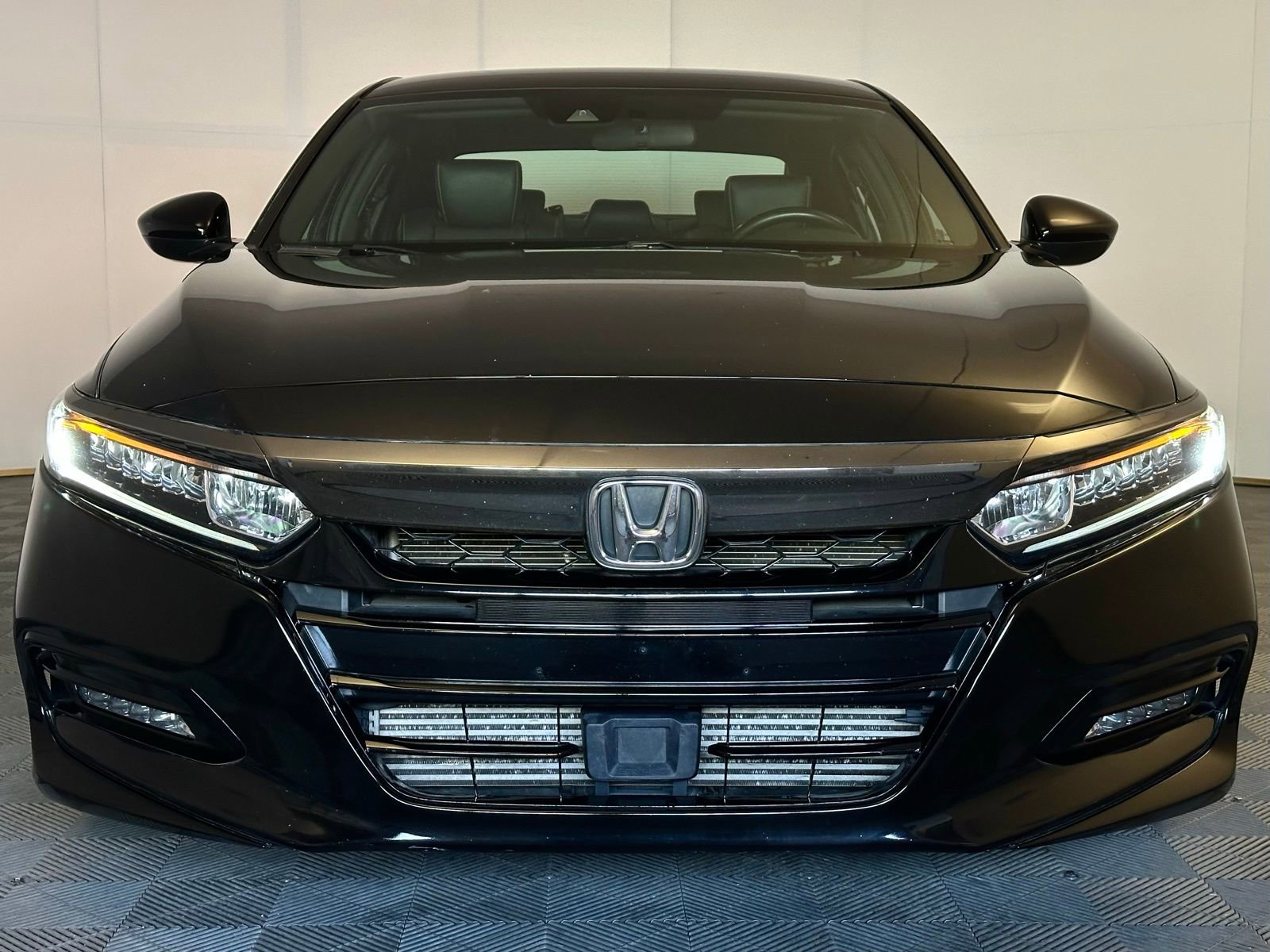 Used 2018 Honda Accord Sport image 21