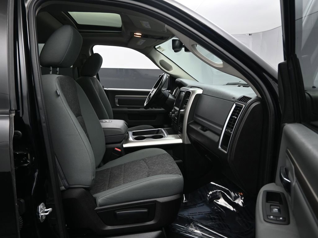 Used 2019 RAM 1500 Classic SLT w/ Black Appearance Group image 32