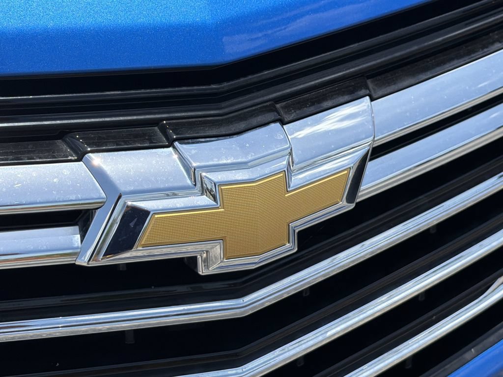 Certified 2024 Chevrolet Equinox Premier w/ LPO, Cargo Package FWD image 28
