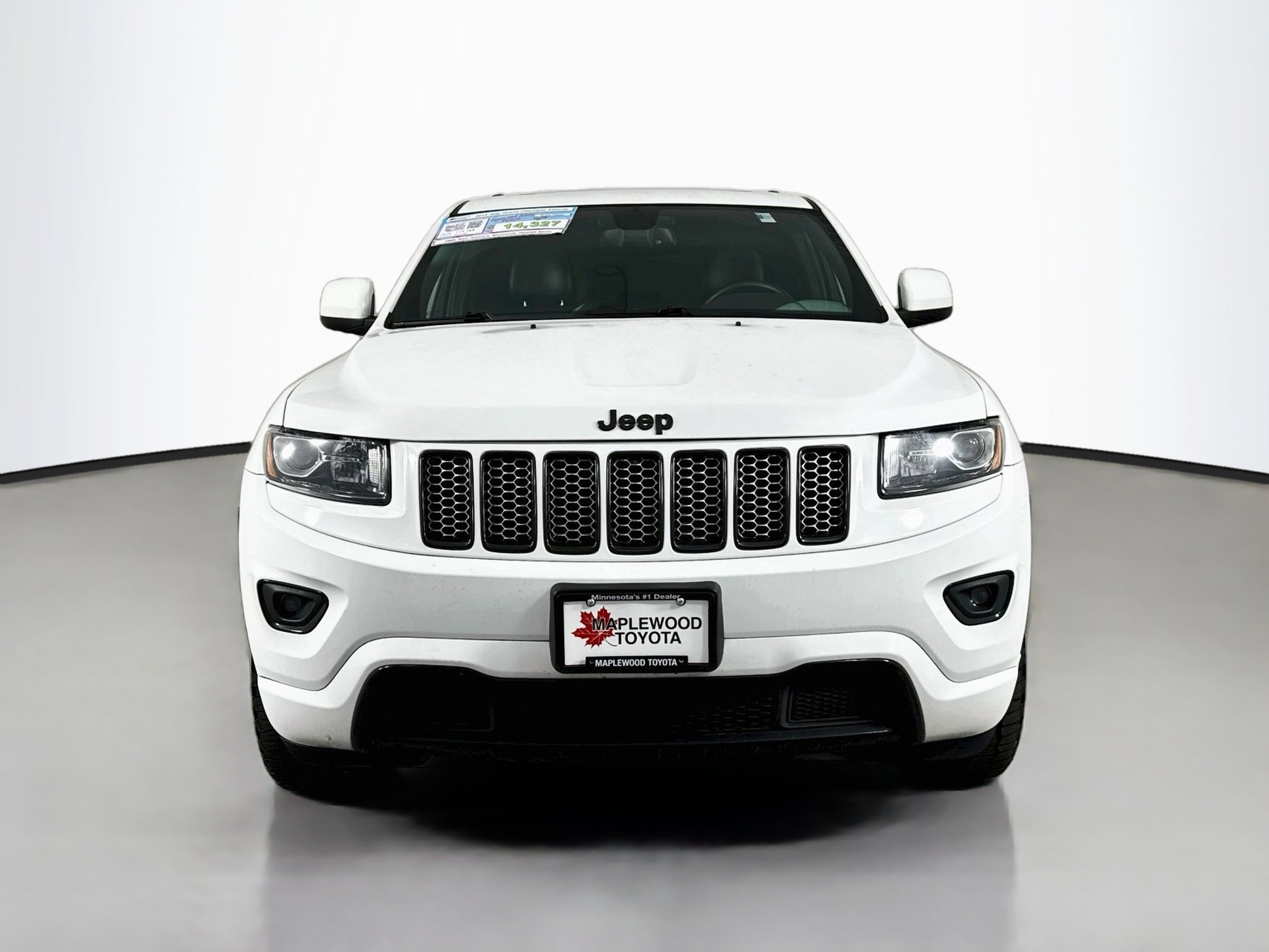 Used 2015 Jeep Grand Cherokee Altitude AWD/4WD image 2