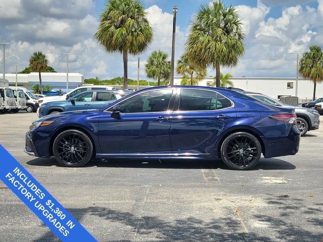 Used 2021 Toyota Camry XSE FWD image 6
