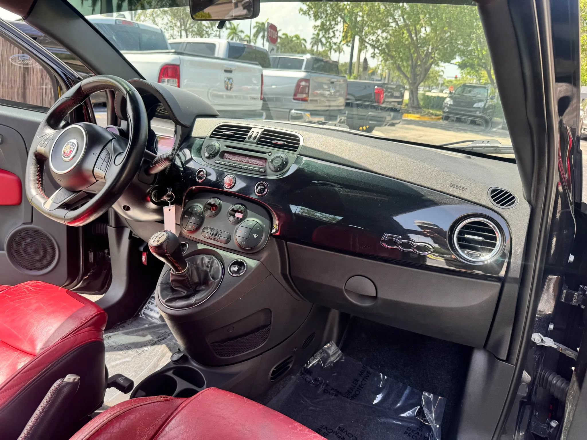Used 2012 FIAT 500 Abarth w/ Safety & Convenience Pkg FWD image 14