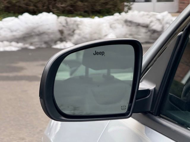 New 2026 Jeep Compass Latitude w/ Sun and Sound Group AWD/4WD image 11