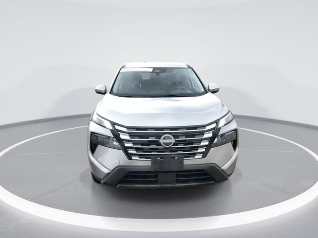 Certified 2024 Nissan Rogue SV AWD/4WD image 3