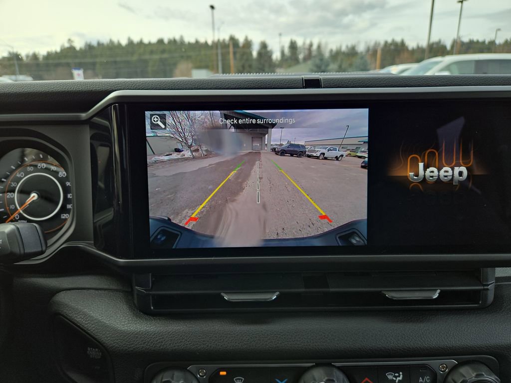 Used 2025 Jeep Gladiator Sport image 23