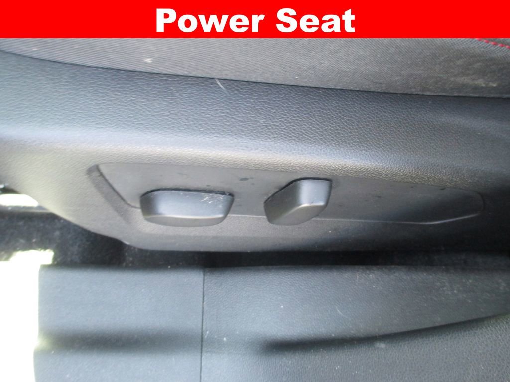 Used 2022 Buick Envision Essence w/ Sport Touring Package image 25