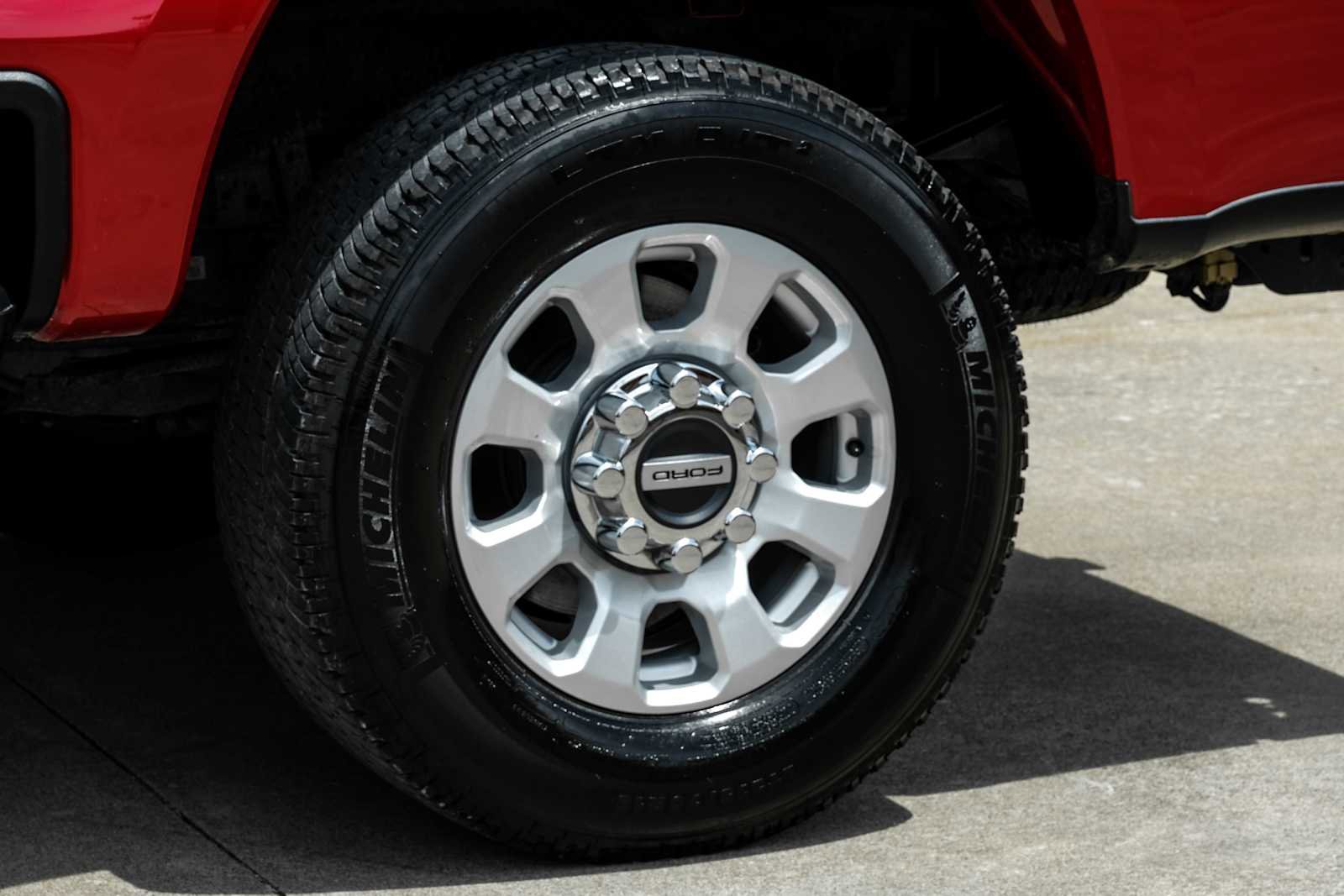 Used 2024 Ford F250 XLT w/ FX4 Off-Road Package AWD/4WD image 54