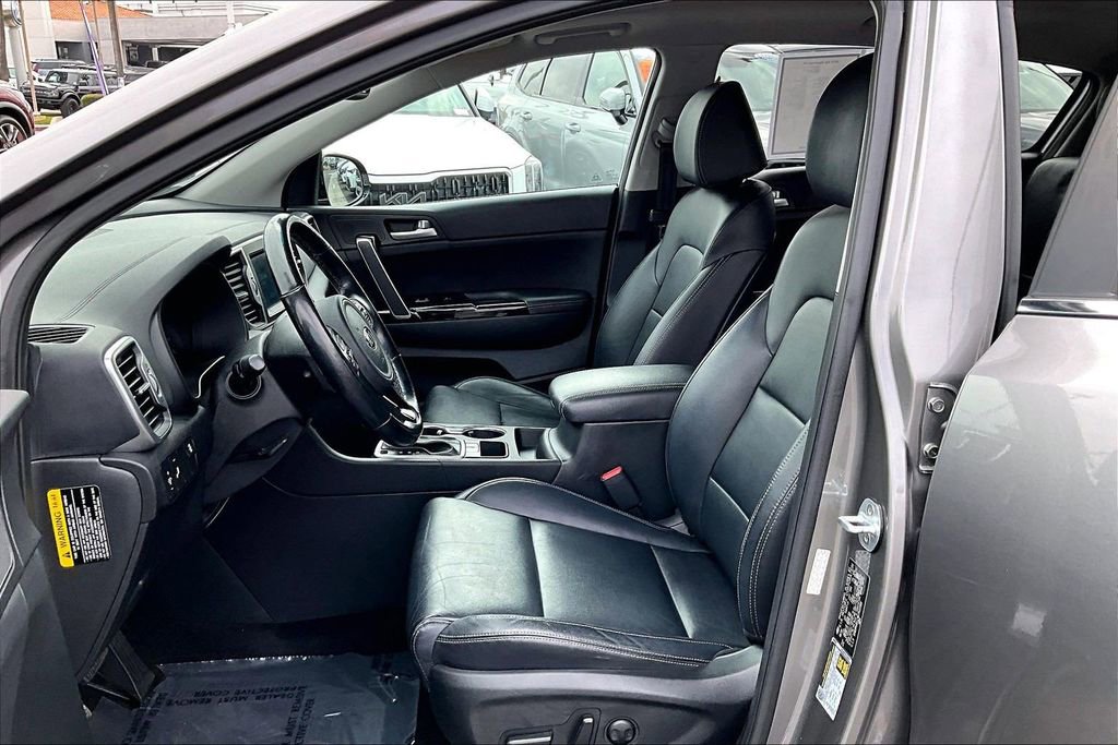 Used 2019 Kia Sportage EX w/ EX Premium Package FWD image 16