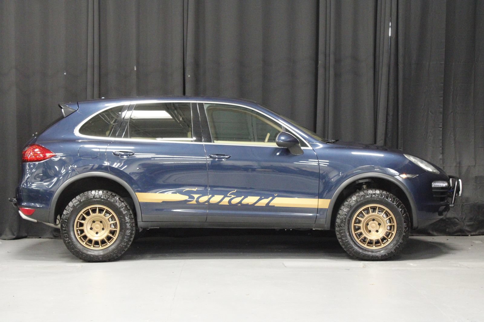 Used 2011 Porsche Cayenne S AWD/4WD image 6