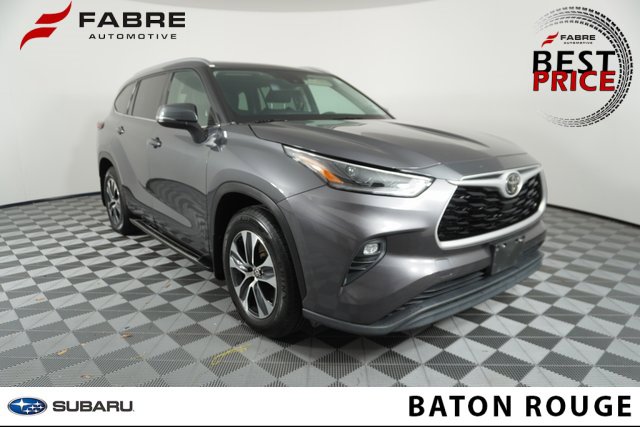 Used 2021 Toyota Highlander XLE video 1