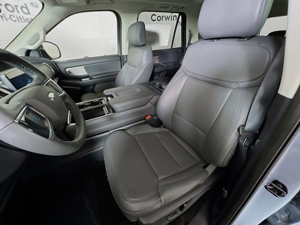 New 2026 Ford Expedition Max Active image 24