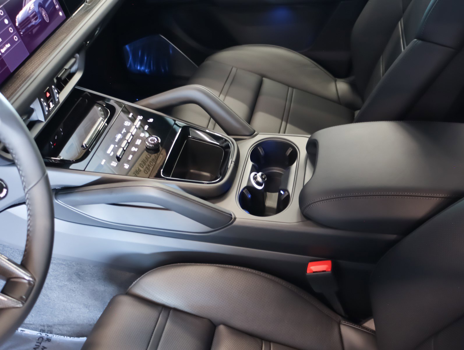 Used 2026 Porsche Cayenne GTS image 19