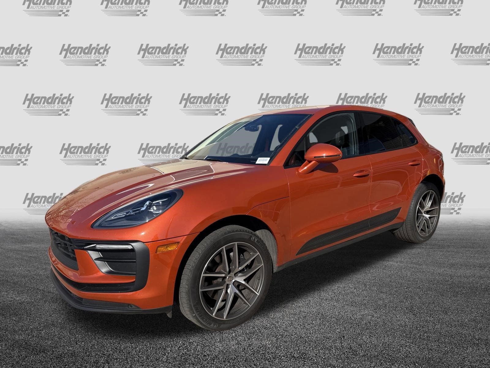 Used 2024 Porsche Macan Turbo image 5