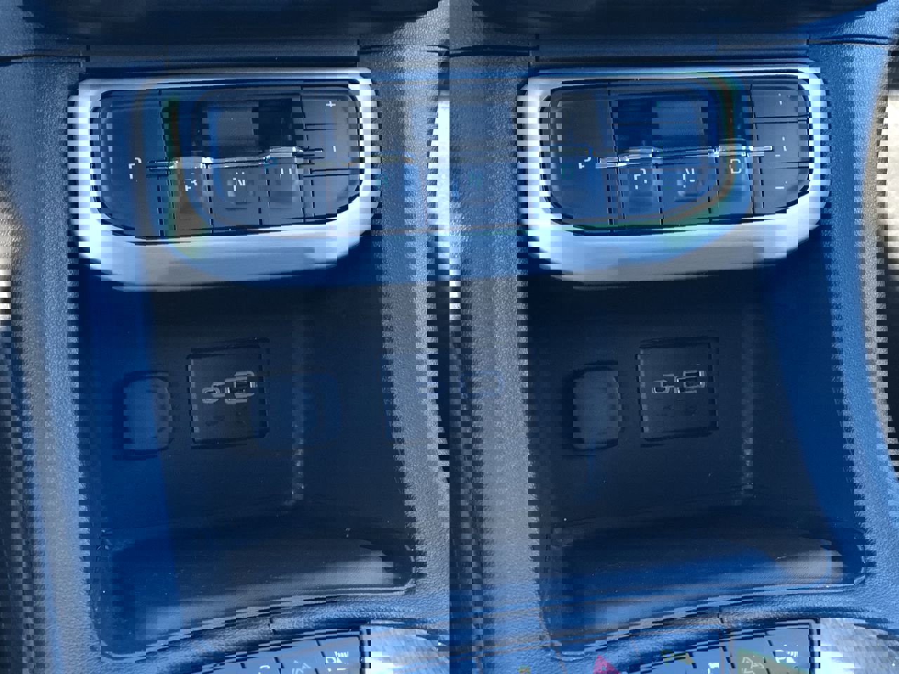 Used 2023 GMC Acadia SLE w/ Driver Convenience Package image 20