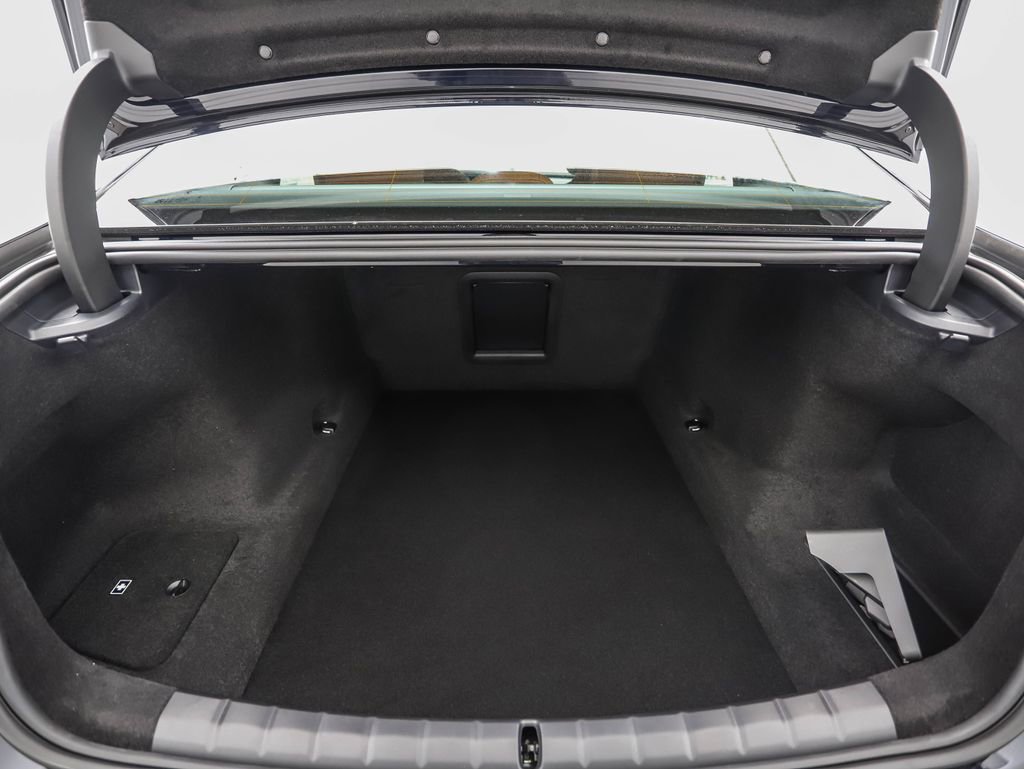 New 2026 BMW 740i xDrive image 25