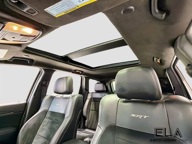 Used 2015 Jeep Grand Cherokee SRT image 24
