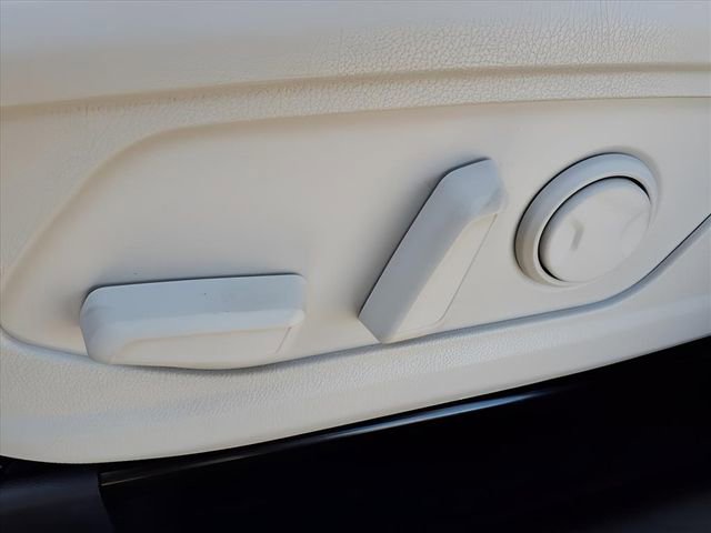 New 2025 Kia Sorento S image 14