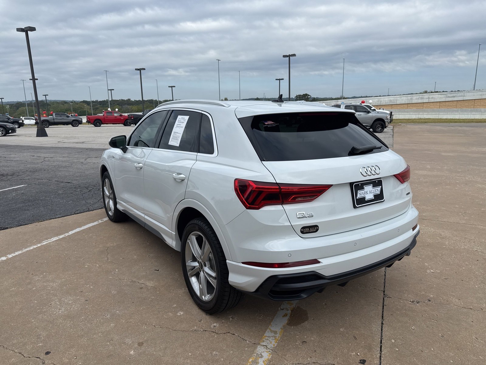 Used 2021 Audi Q3 2.0T Premium w/ Convenience Package image 5