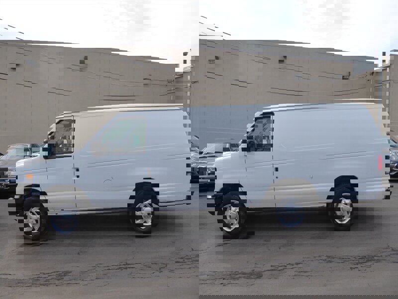 Used 2014 Ford E-250 and Econoline 250 Extended image 4