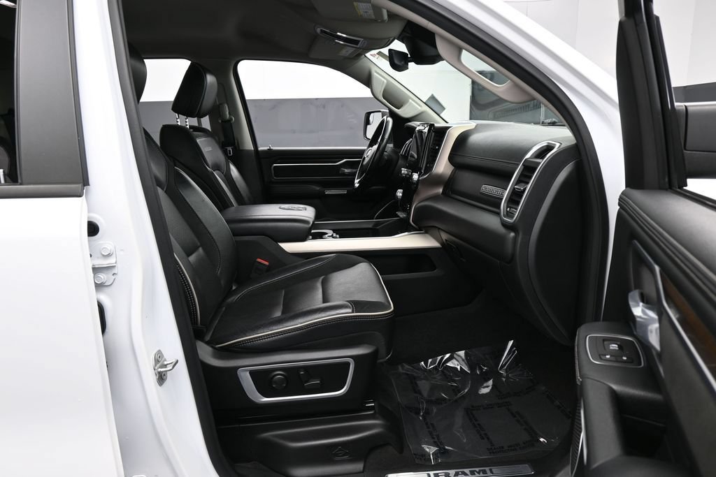 Used 2022 RAM 1500 Laramie RWD image 41