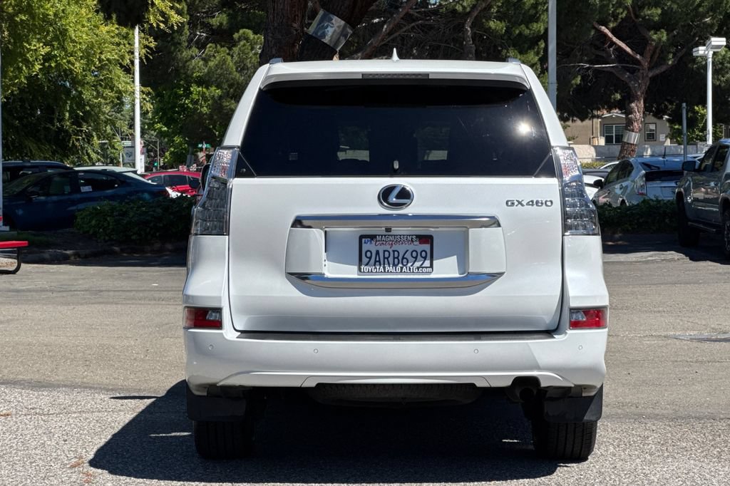 Used 2022 Lexus GX 460 Premium w/ Premium Package AWD/4WD image 4