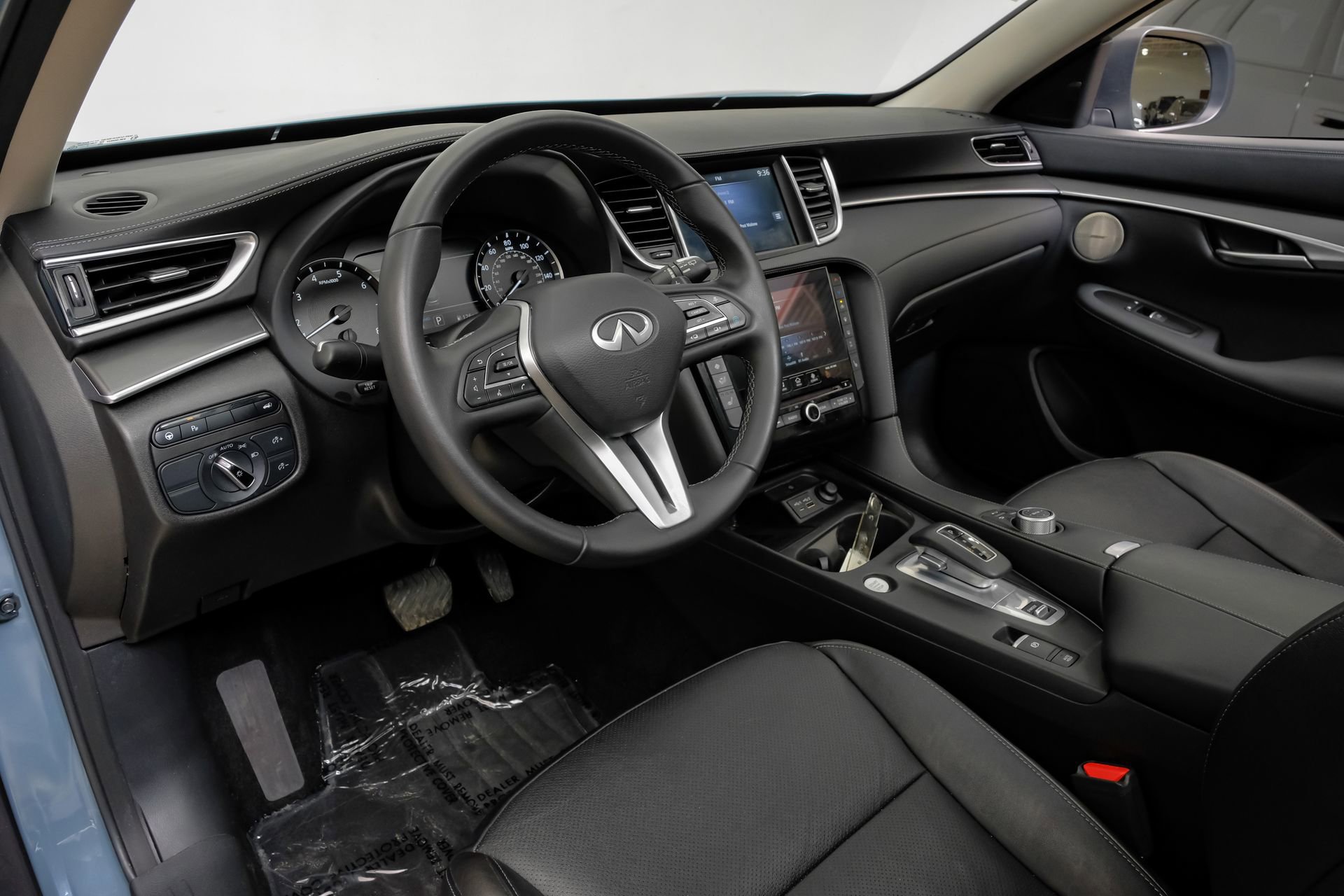 Used 2024 INFINITI QX50 Luxe image 3
