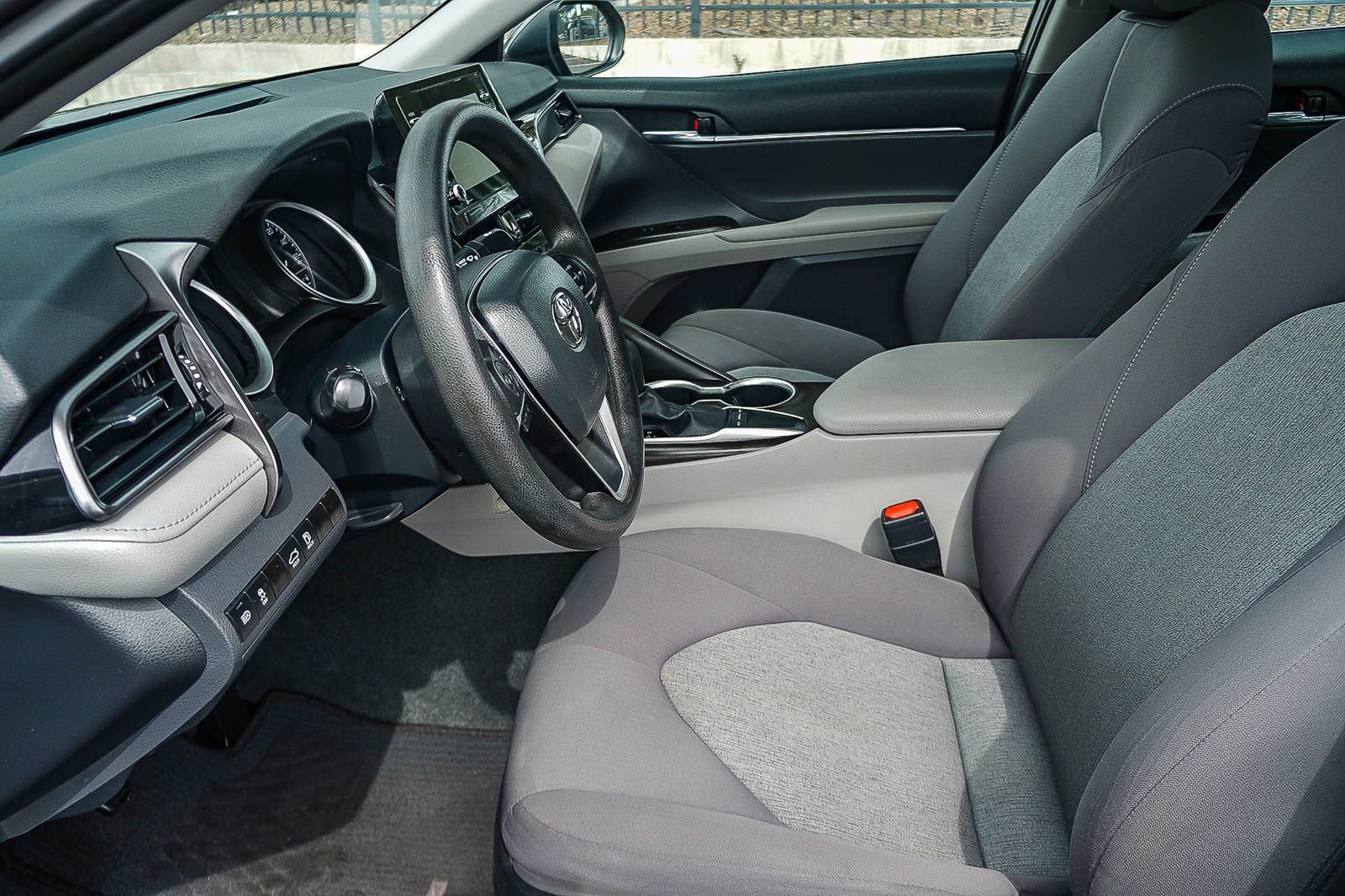 Used 2023 Toyota Camry LE w/ Protection Package (Q2) (TMS) image 23