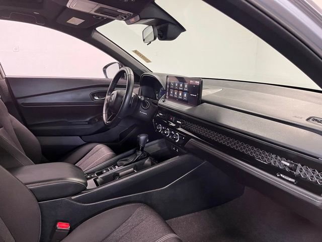 Used 2025 Honda Accord Sport image 11