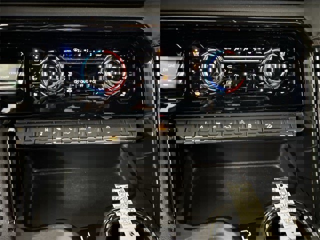 Certified 2024 GMC Sierra 2500 AT4 w/ AT4 Preferred Package image 51