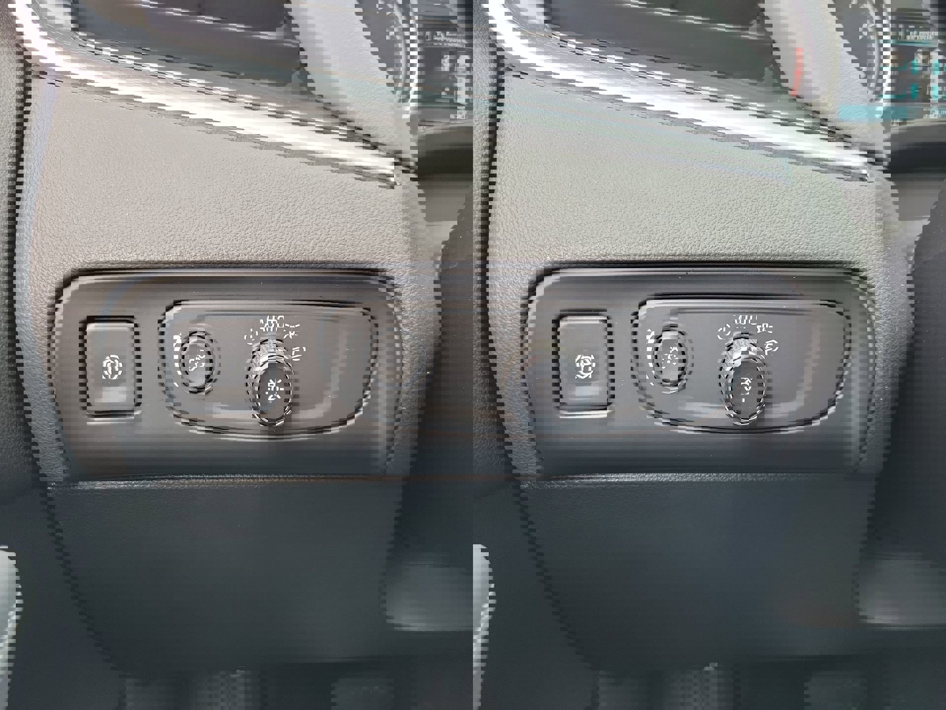 Used 2019 Buick Enclave Premium image 29