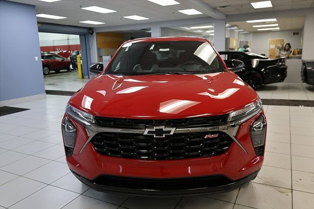 New 2026 Chevrolet Trax RS w/ Driver Confidence Package image 8