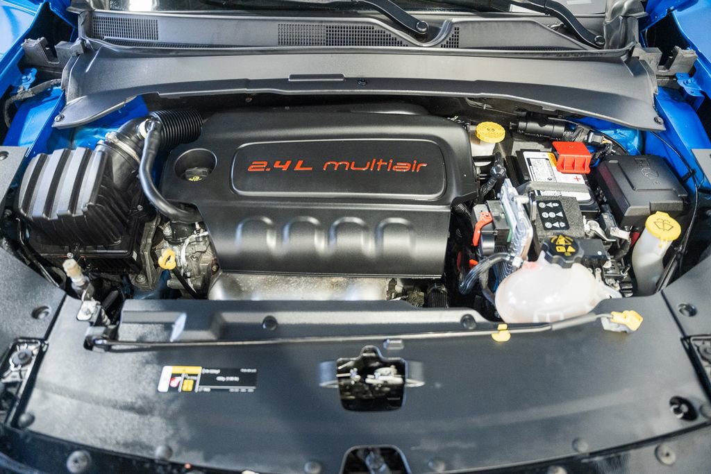 Certified 2022 Jeep Compass Limited w/ Sun and Sound Group image 23