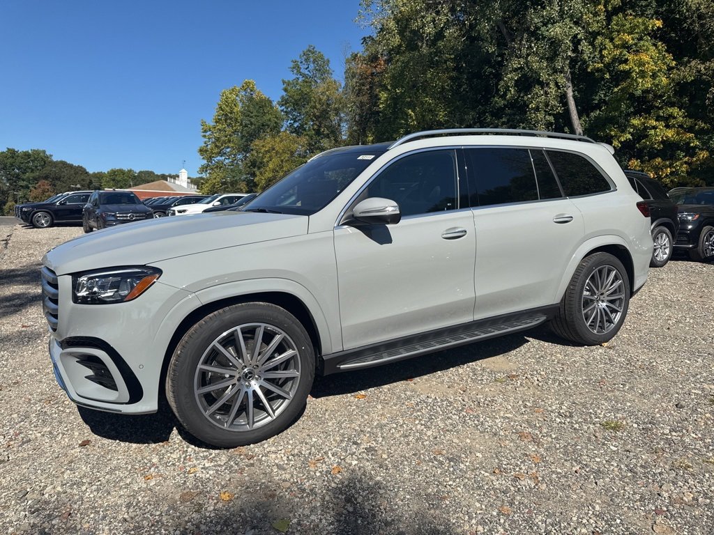 New 2026 Mercedes-Benz GLS 580 4MATIC image 4